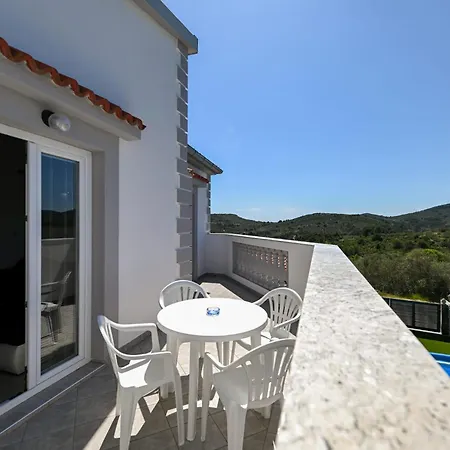 Appartement Kosta Sa Privatnim Bazenom Preko